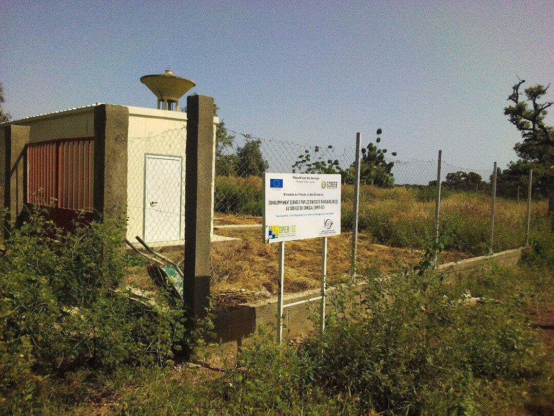 Centrale solaire équipée